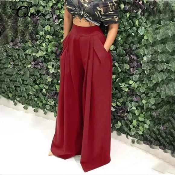 Cellmia Collection Deep Red Wide leg Pants size Medium NWT - Picture 1 of 10